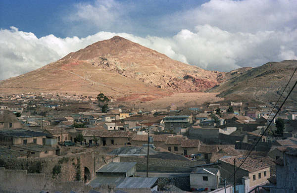 La mine d'argent et d'tain du Cerro Rico en 1979, Potosi, Bolivie