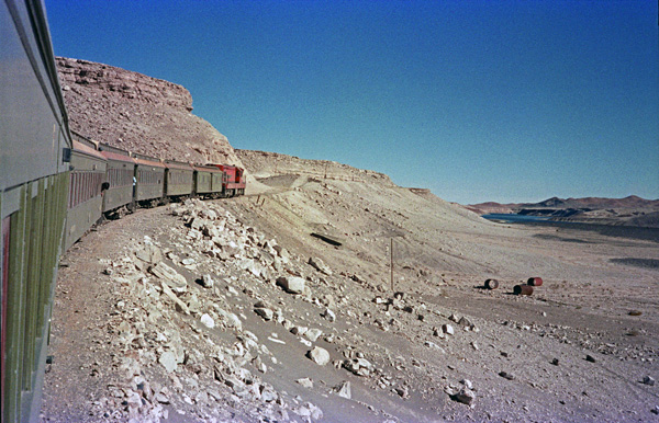 Le train de Calama au Chili  Oruro en Bolivie