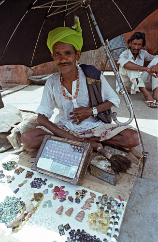 Vendeur de pierres, Jaipur, Rajasthan, Inde