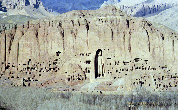 Le petit Bouddha avec les cellules des moines, Bmiyn, Afghanistan