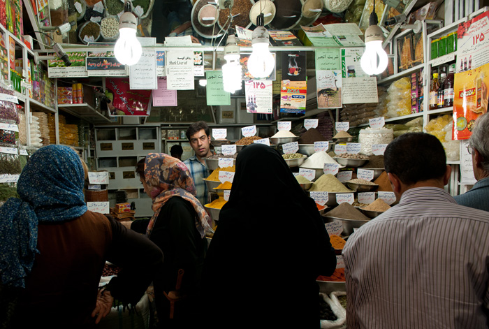 Epicier, bazaar Vakil, Shiraz, Iran