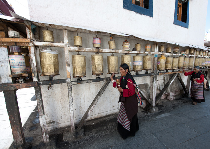 Moulins  prire, temple du Jokhang, Lhassa, Tibet, Chine