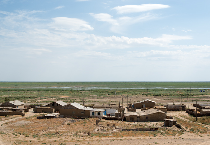 La mer Aral assche, le village de Uschay, prs de Moynaq, Ouzbkistan