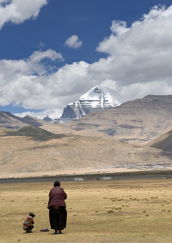 Prres devant le mont Kailash, Tibet, Chine