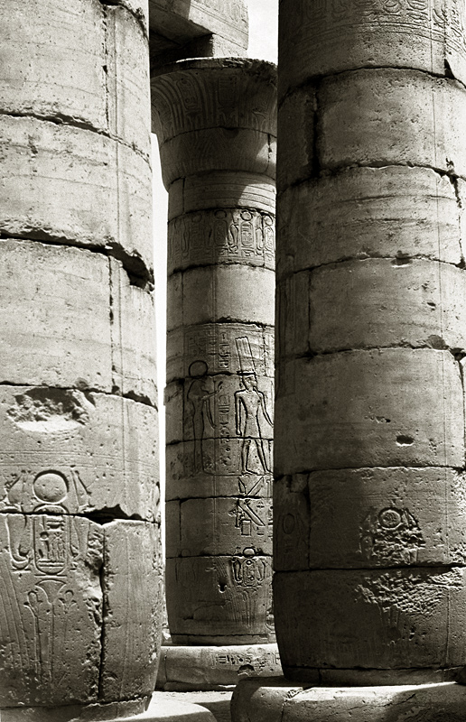 Les colonnes du Ramessum, Louxor, Egypte