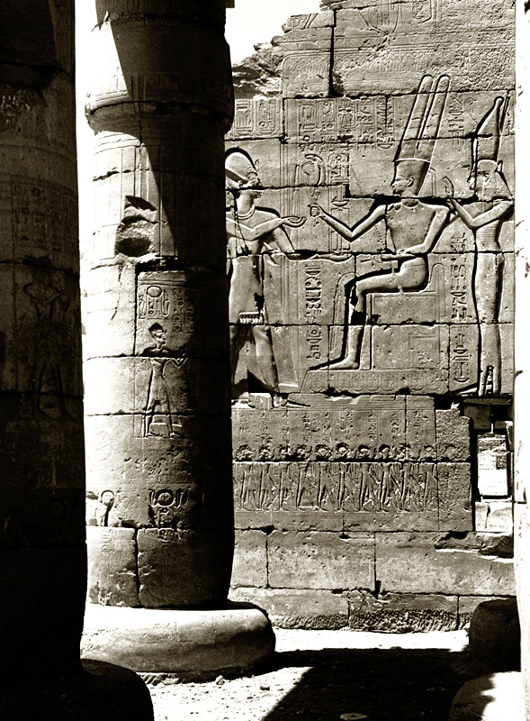 Mur et colonnes, Ramessum, Louxor, Egypte