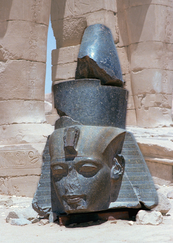 Tte de Ramss II, Ramessum, Louxor, Egypte