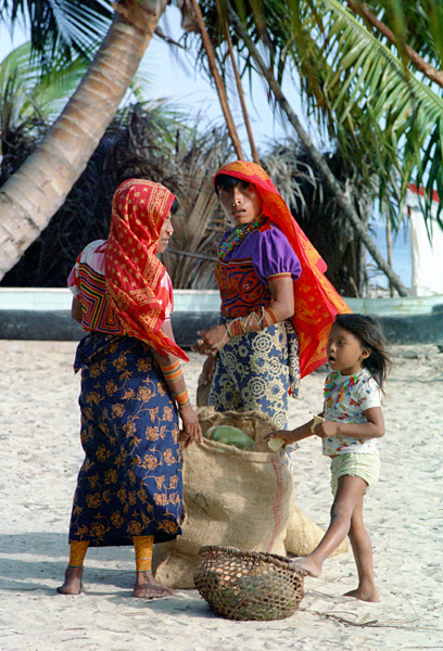 Indiennes Kuna, les San Blas, Panama, 1972